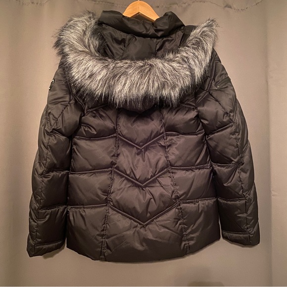 Nautica Small Black Puffer Coat - Picture 3 of 8